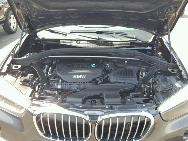 WBXHT3C37J5K27873 - 2018 BMW X1 XDRIVE2 Gris photo 7