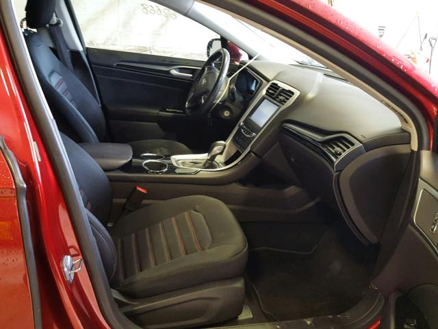 3FA6P0H97DR109432 - 2013 FORD FUSION SE أحمر صورة 5