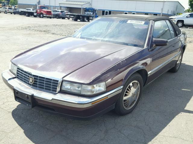 1G6EL12B9PU602418 - 1993 CADILLAC ELDORADO BURGUNDY photo 2