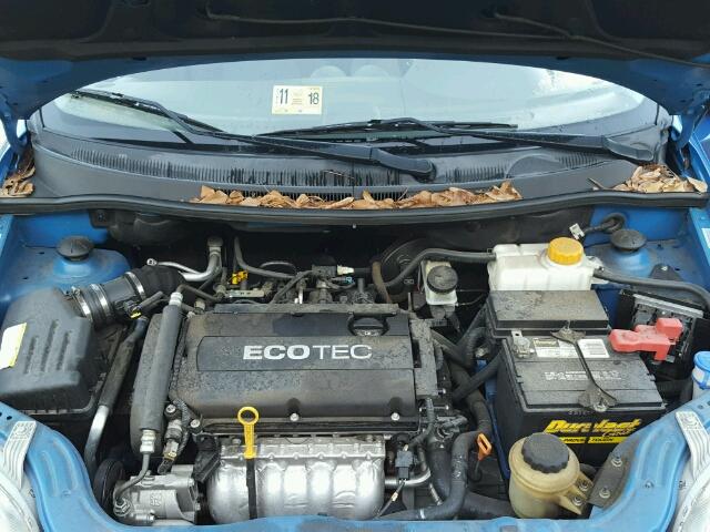 KL1TD5DE0AB090512 - 2010 CHEVROLET AVEO LS BLUE photo 7