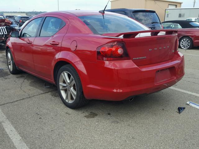 1B3BD1FG5BN526218 - 2011 DODGE AVENGER MA RED photo 3