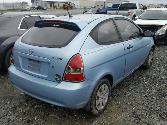 KMHCM36C08U058369 - 2008 HYUNDAI ACCENT BLUE photo 4