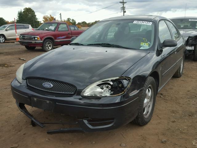 1FAFP55S54G155238 - 2004 FORD TAURUS SES BLACK photo 2