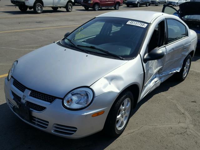 1B3ES56C85D178934 - 2005 DODGE NEON SXT SILVER photo 2