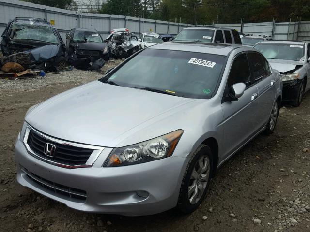 1HGCP36799A032887 - 2009 HONDA ACCORD SILVER photo 2