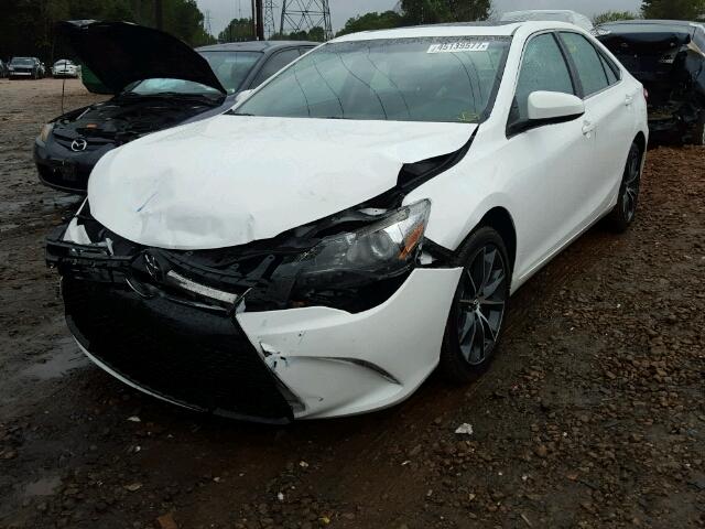 4T1BF1FK3HU314215 - 2017 TOYOTA CAMRY LE თეთრი ფოტო 2