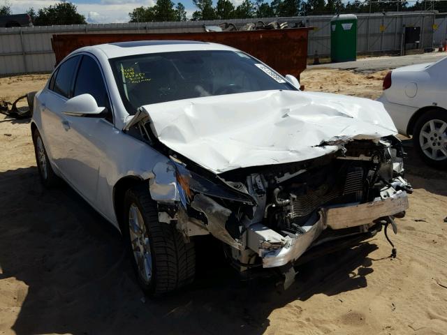 2G4GR5ER6C9211881 - 2012 BUICK REGAL WHITE photo 1