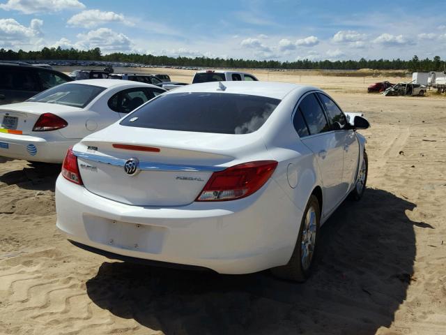 2G4GR5ER6C9211881 - 2012 BUICK REGAL WHITE photo 4