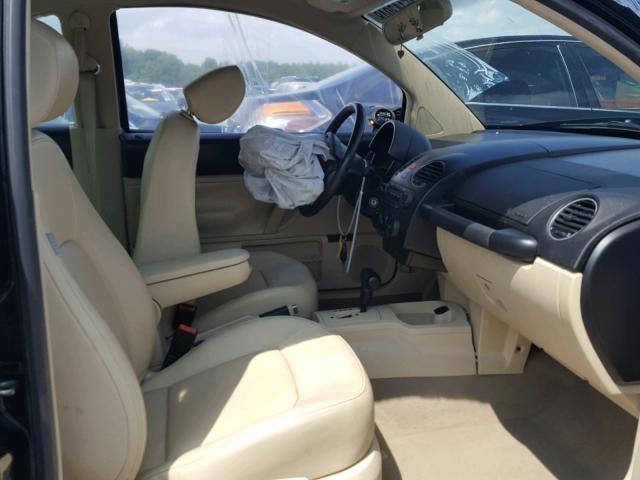 3VWPW3AG0AM016401 - 2010 VOLKSWAGEN NEW BEETLE Qara foto 5