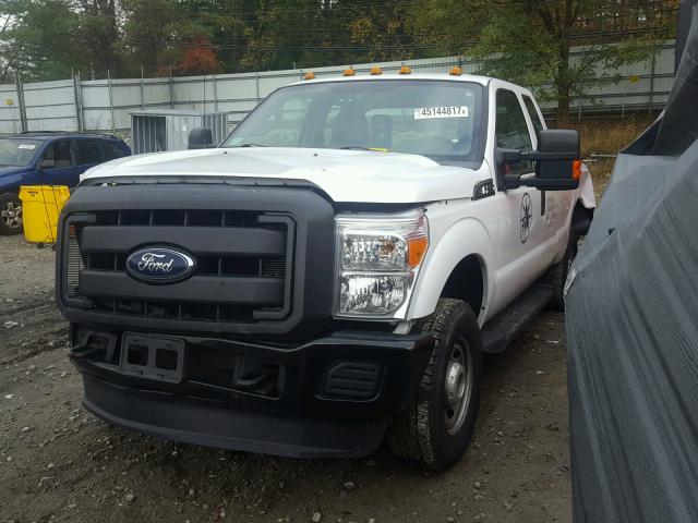 1FT7X2B64CEB71624 - 2012 FORD F250 SUPER WHITE photo 2