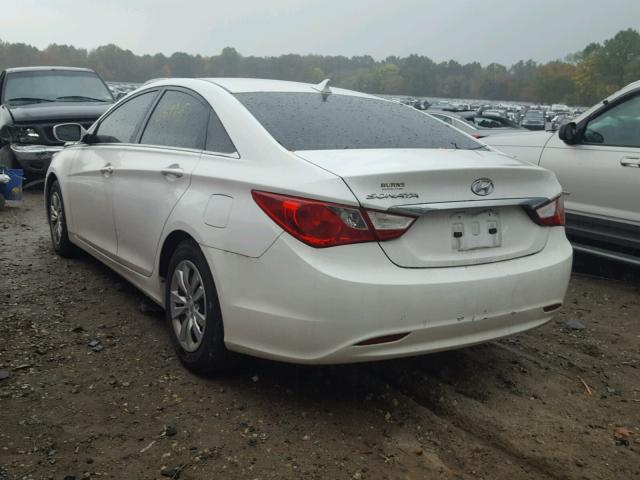 5NPEB4AC7BH182656 - 2011 HYUNDAI SONATA GLS WHITE photo 3