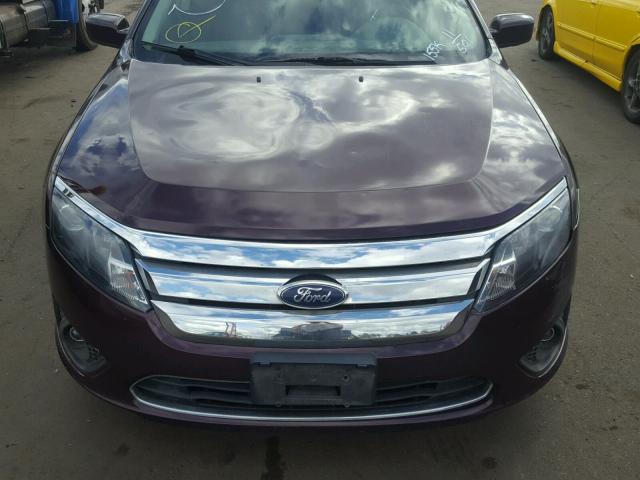 3FAHP0HA5BR314800 - 2011 FORD FUSION MAROON photo 9