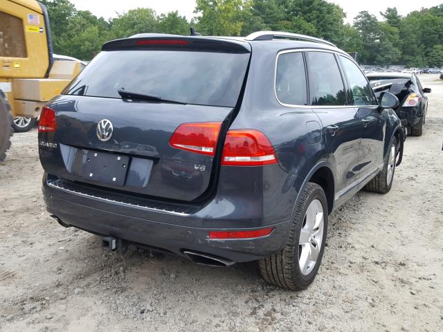 WVGEF9BP8DD007159 - 2013 VOLKSWAGEN TOUAREG V6 CHARCOAL photo 4