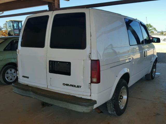 1GCDM19W7YB152845 - 2000 CHEVROLET ASTRO WHITE photo 4