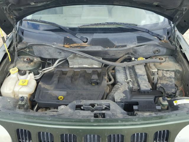 1J8FT48W08D682781 - 2008 JEEP PATRIOT LI GREEN photo 7