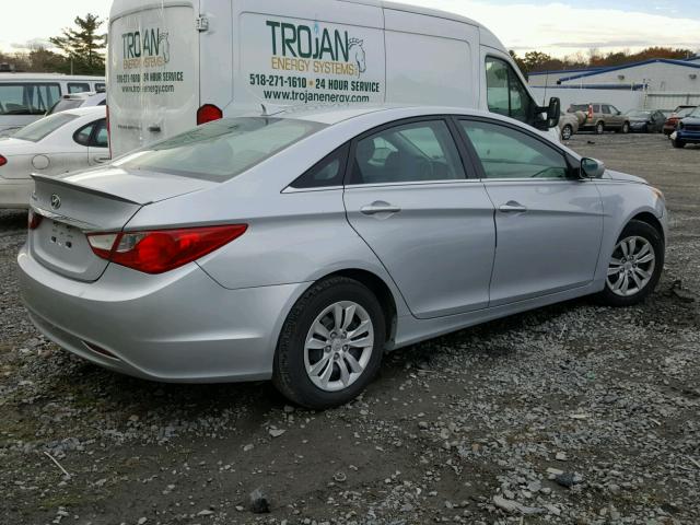 5NPEB4AC8BH229340 - 2011 HYUNDAI SONATA GLS SILVER photo 4