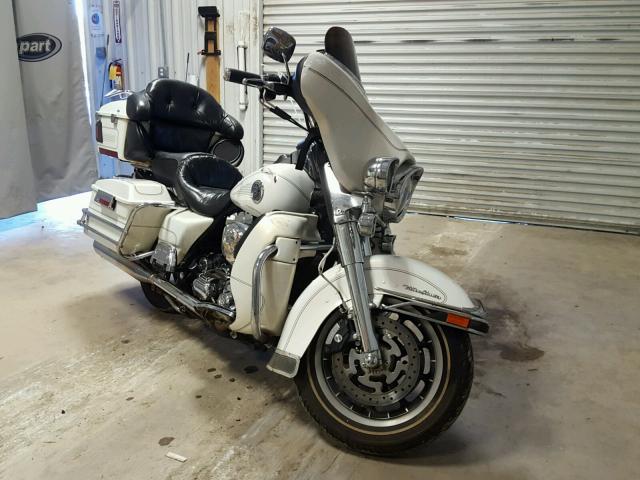 1HD1FCW112Y602848 - 2002 HARLEY-DAVIDSON FLHTCUI WHITE photo 1