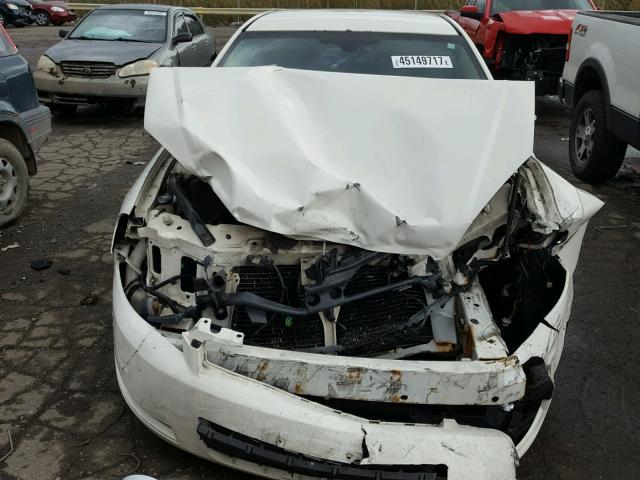 2G1WT58K769157617 - 2006 CHEVROLET IMPALA LT WHITE photo 9