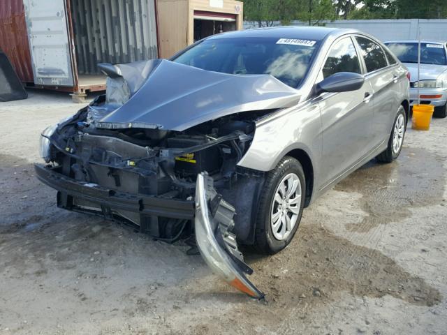 5NPEB4AC6BH174239 - 2011 HYUNDAI SONATA GLS GRAY photo 2