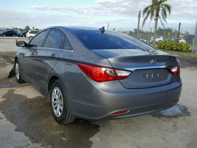 5NPEB4AC6BH174239 - 2011 HYUNDAI SONATA GLS GRAY photo 3