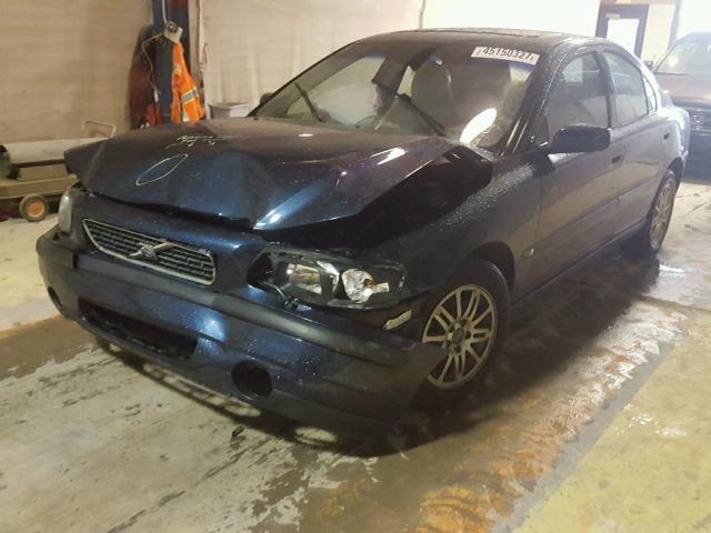 YV1RS61T842404522 - 2004 VOLVO S60 BLUE photo 2