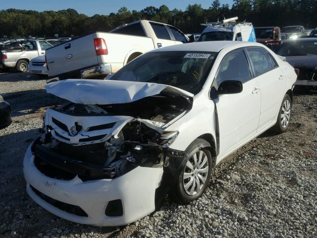 JTDBU4EE0C9175583 - 2012 TOYOTA COROLLA BA WHITE photo 2