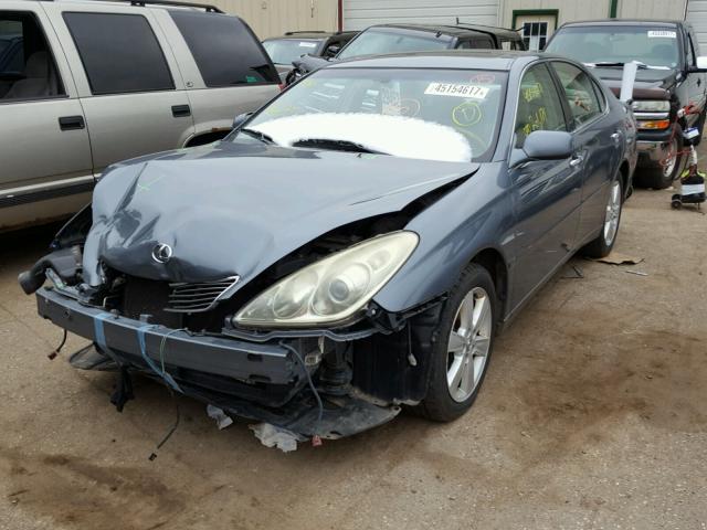 JTHBA30G065157428 - 2006 LEXUS ES GRAY photo 2