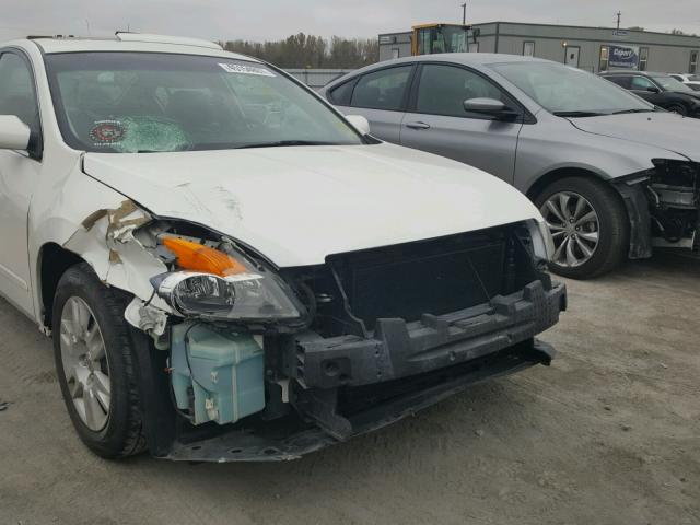 1N4AL21E08C155956 - 2008 NISSAN ALTIMA 2.5 WHITE photo 9