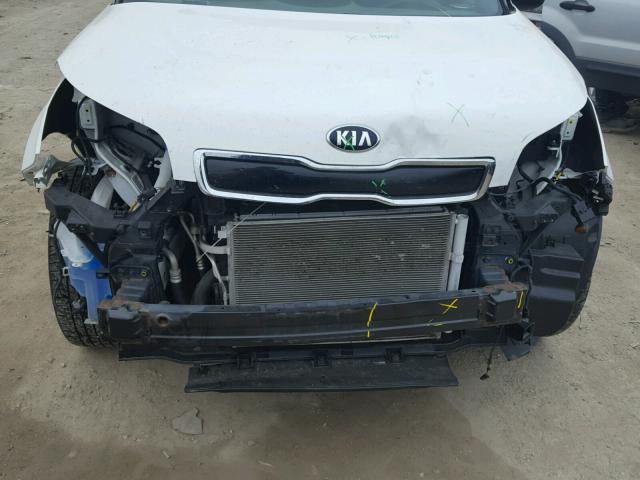 KNDJP3A58E7069366 - 2014 KIA SOUL + WHITE photo 9