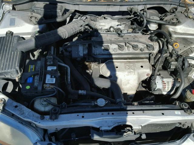 1HGCF8640YA062655 - 2000 HONDA ACCORD DX GRAY photo 7