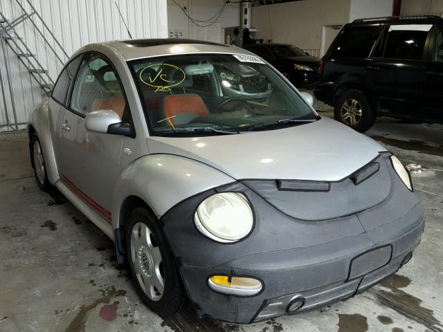 3VWCB21C21M442334 - 2001 VOLKSWAGEN NEW BEETLE 银色 照片 1