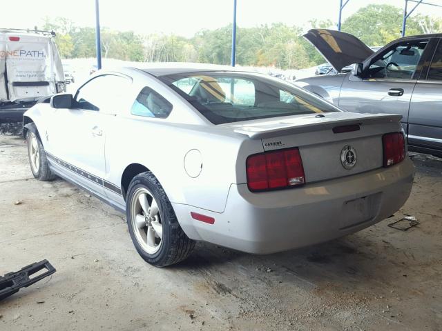 1ZVFT80N175338710 - 2007 FORD MUSTANG SILVER photo 3