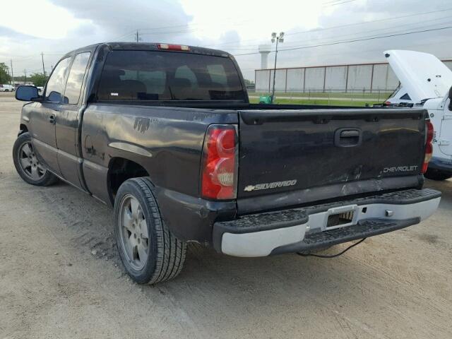 2GCEC19V251313838 - 2005 CHEVROLET SILVERADO BLACK photo 3