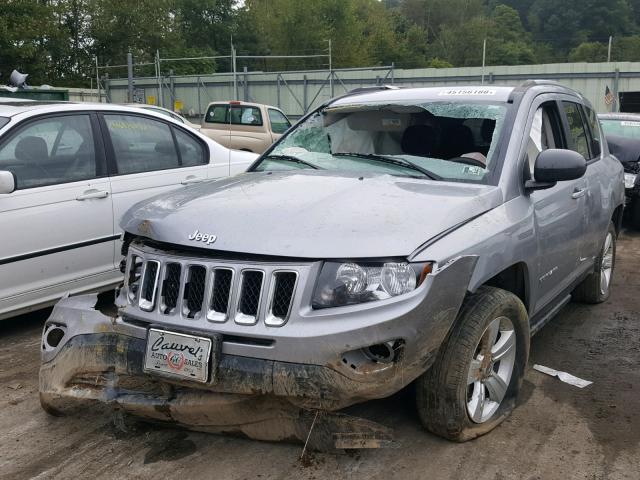 1C4NJDBB8GD508745 - 2016 JEEP COMPASS SP 银色 照片 2