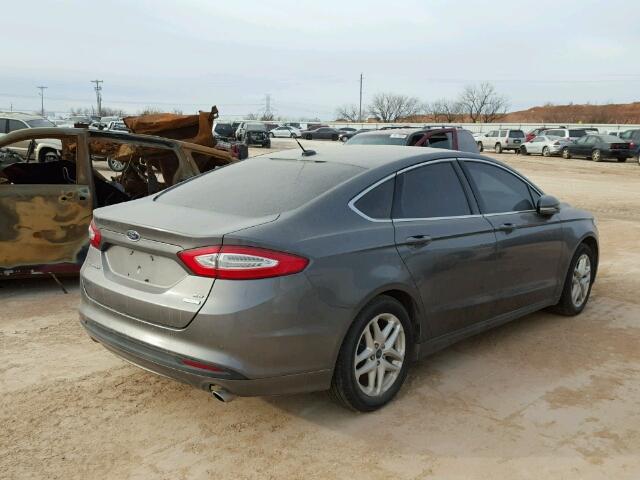 3FA6P0HR0DR195618 - 2013 FORD FUSION SE GRAY photo 4