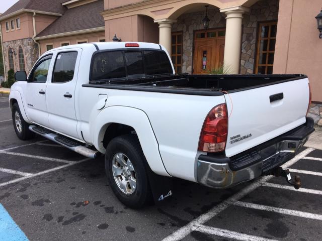 5TEMU52N86Z218661 - 2006 TOYOTA TACOMA WHITE photo 3