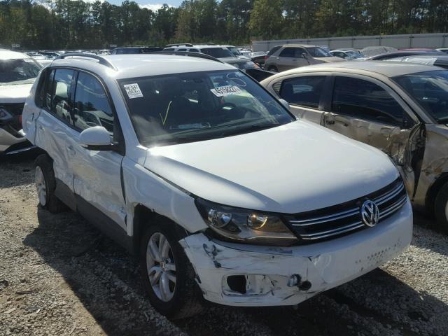 WVGAV7AX6GW530258 - 2016 VOLKSWAGEN TIGUAN WHITE photo 1