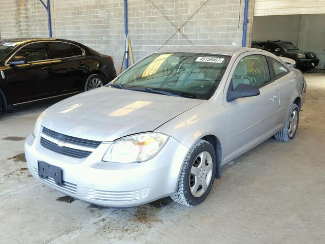 1G1AK15F167830111 - 2006 CHEVROLET COBALT SILVER photo 2