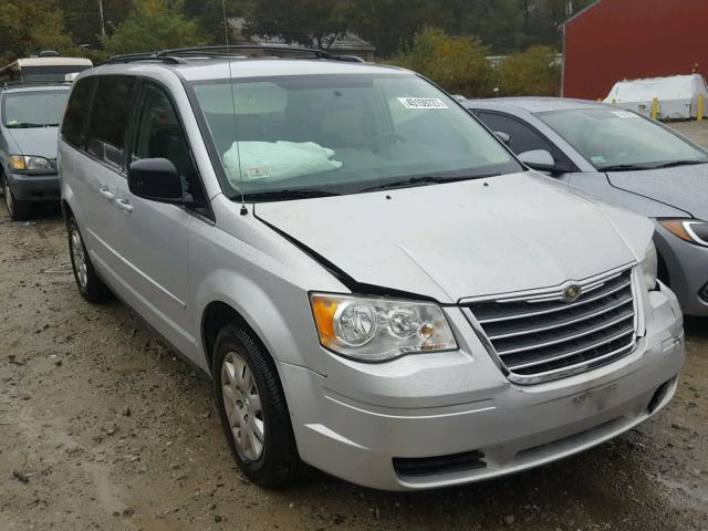 2A4RR4DE6AR169807 - 2010 CHRYSLER TOWN & COU SILVER photo 1