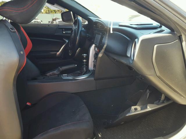JF1ZNAA16D1722004 - 2013 TOYOTA SCION FR-S 灰色 照片 5