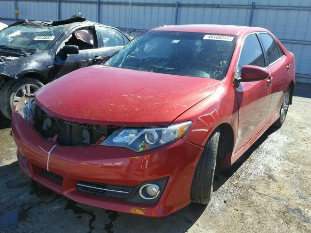 4T1BF1FK4EU833706 - 2014 TOYOTA CAMRY L RED photo 2