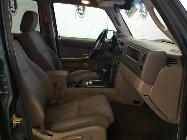1J8HG48N76C141556 - 2006 JEEP COMMANDER GREEN photo 5