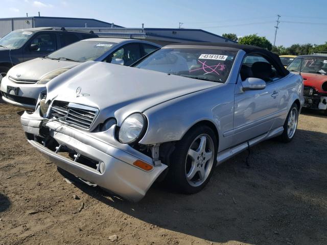 WDBLK70G72T115756 - 2002 MERCEDES-BENZ CLK 430 SILVER photo 2