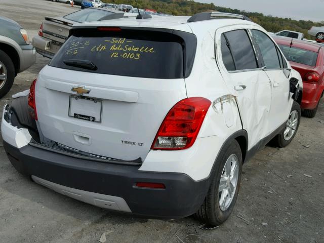 3GNCJLSB1GL277142 - 2016 CHEVROLET TRAX WHITE photo 4