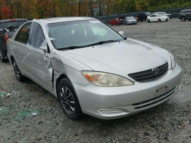 4T1BE32K64U868847 - 2004 TOYOTA CAMRY LE SILVER photo 1