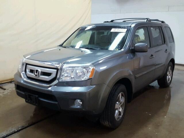 5FNYF4H48BB016483 - 2011 HONDA PILOT EX GRAY photo 2