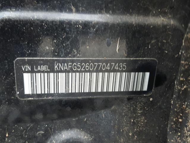 KNAFG526077047435 - 2007 KIA RONDO LX BLACK photo 10