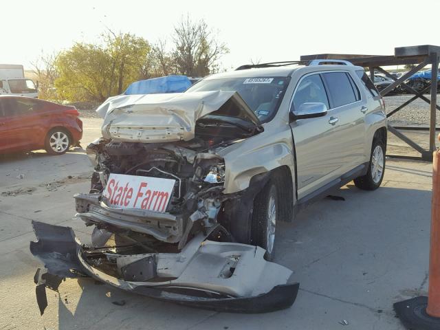 2CTFLWE50B6225817 - 2011 GMC TERRAIN GOLD photo 2