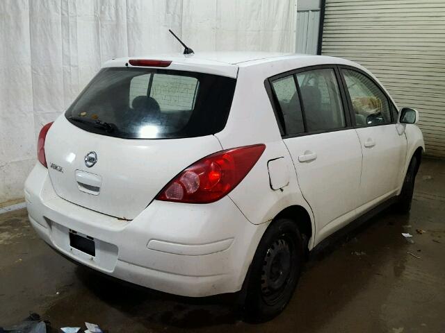 3N1BC13E89L373254 - 2009 NISSAN VERSA S WHITE photo 4