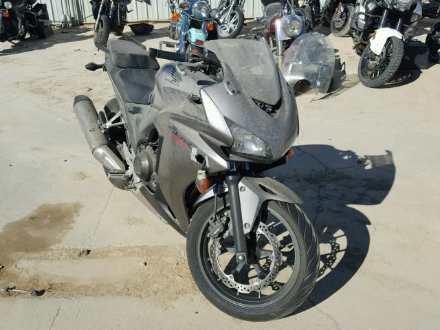 MLHPC4465F5200862 - 2015 HONDA CBR500 R SILVER photo 1